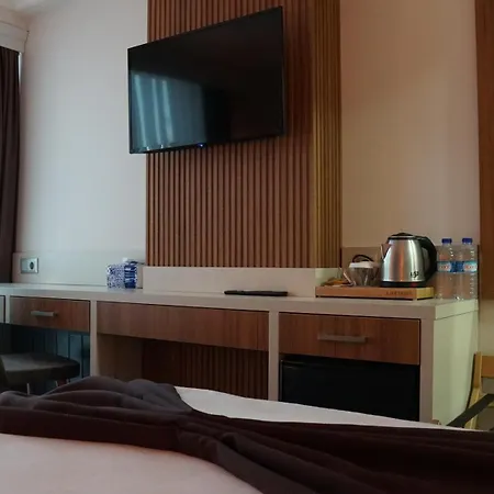 Karadeniz Hotel *